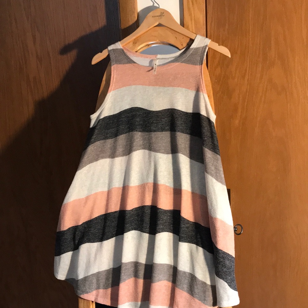 42pops sleeveless swing tunic with pockets